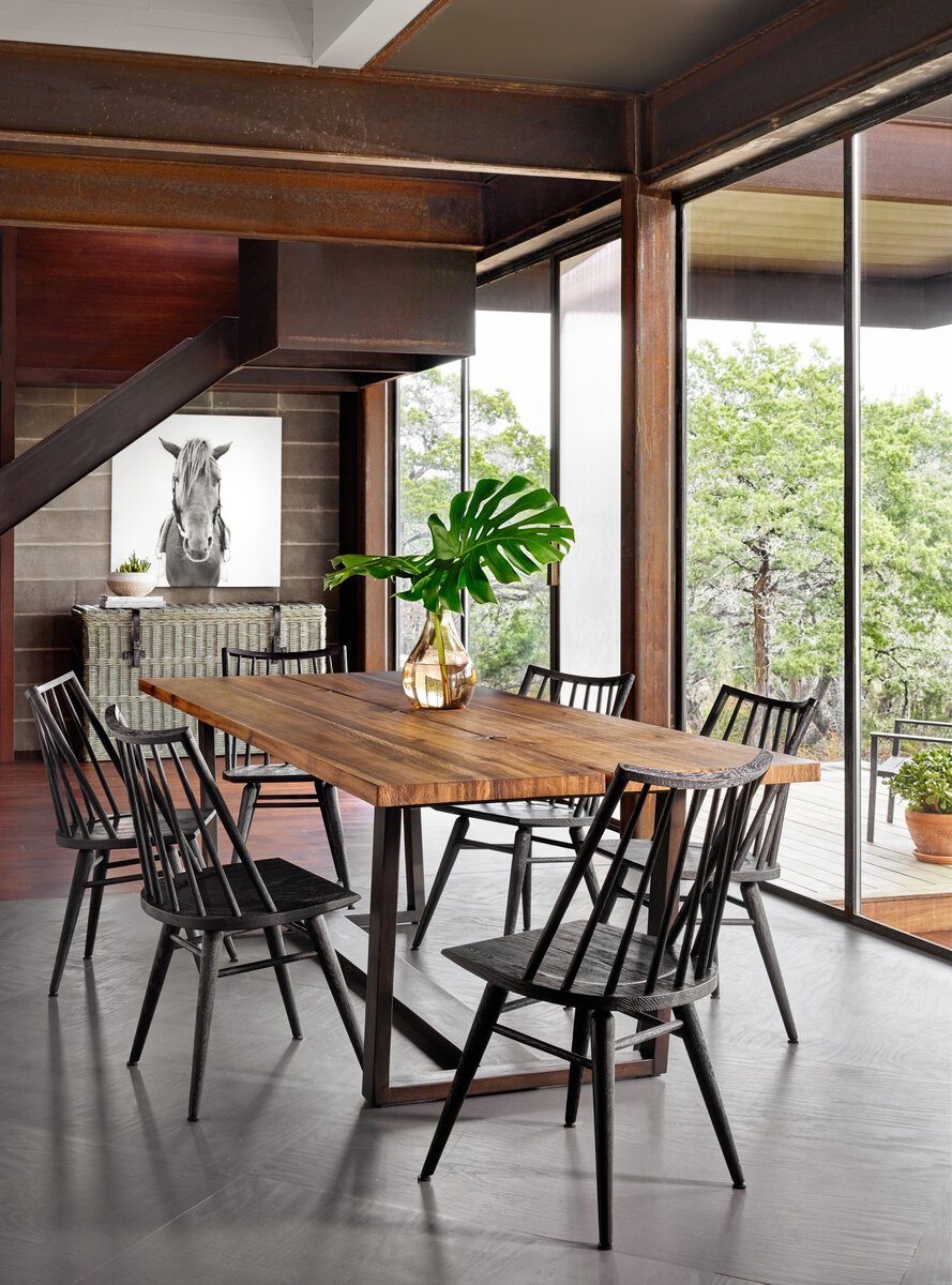 Lewis Windsor Chair | Floor Sample