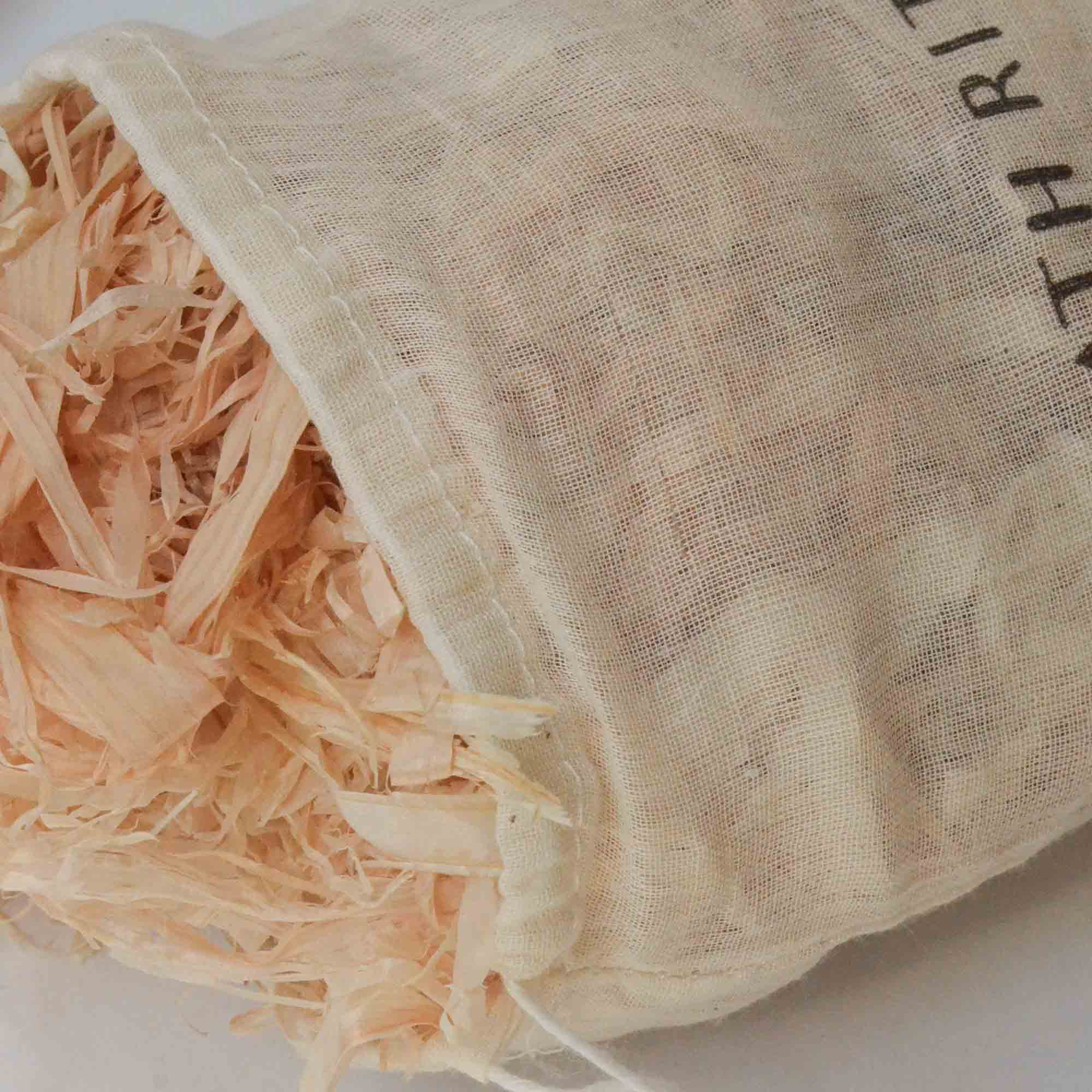 Sugi Japanese Cedar Bath Flakes