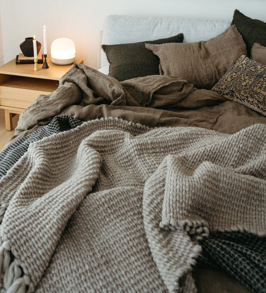 Stonewashed Waffle Bed Blanket | Charcoal