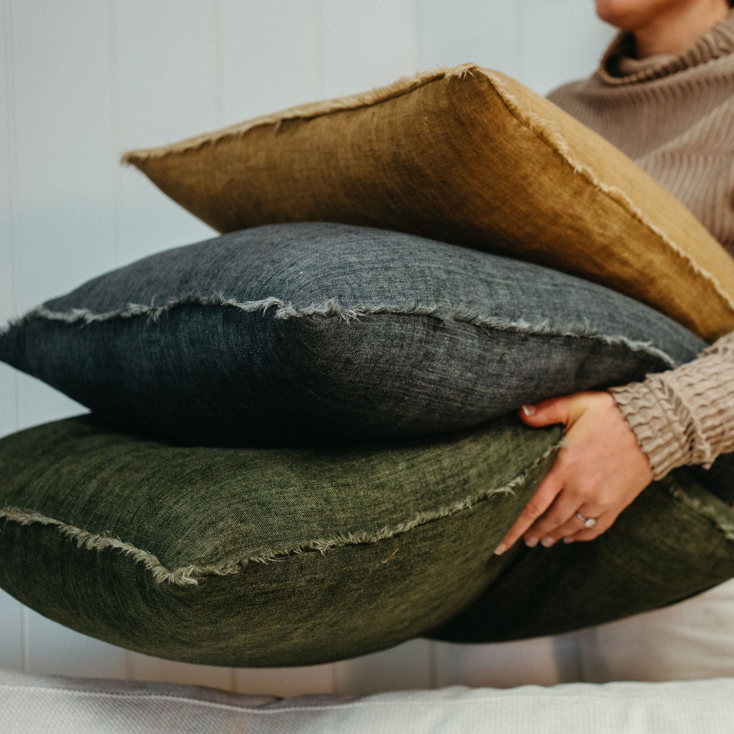 Lina Linen Lumbar Pillow | Charcoal