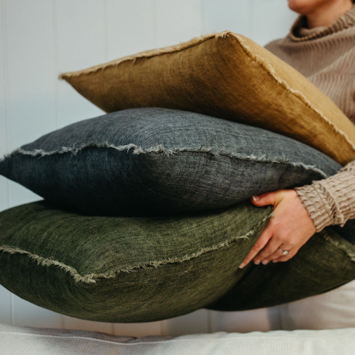 Lina Linen Pillow | Charcoal