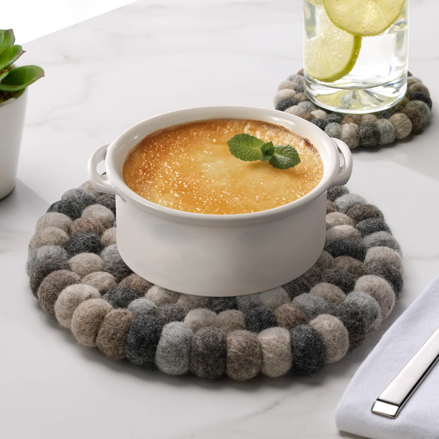 MODWOOL Felt Ball Round 8" Trivet | Multi Natural