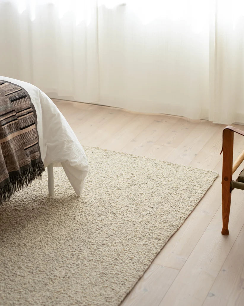 BOUCLÉ Silver Area Rug | Floor Sample