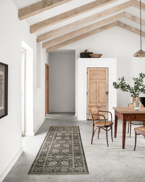 Heirloom | Taupe/Taupe