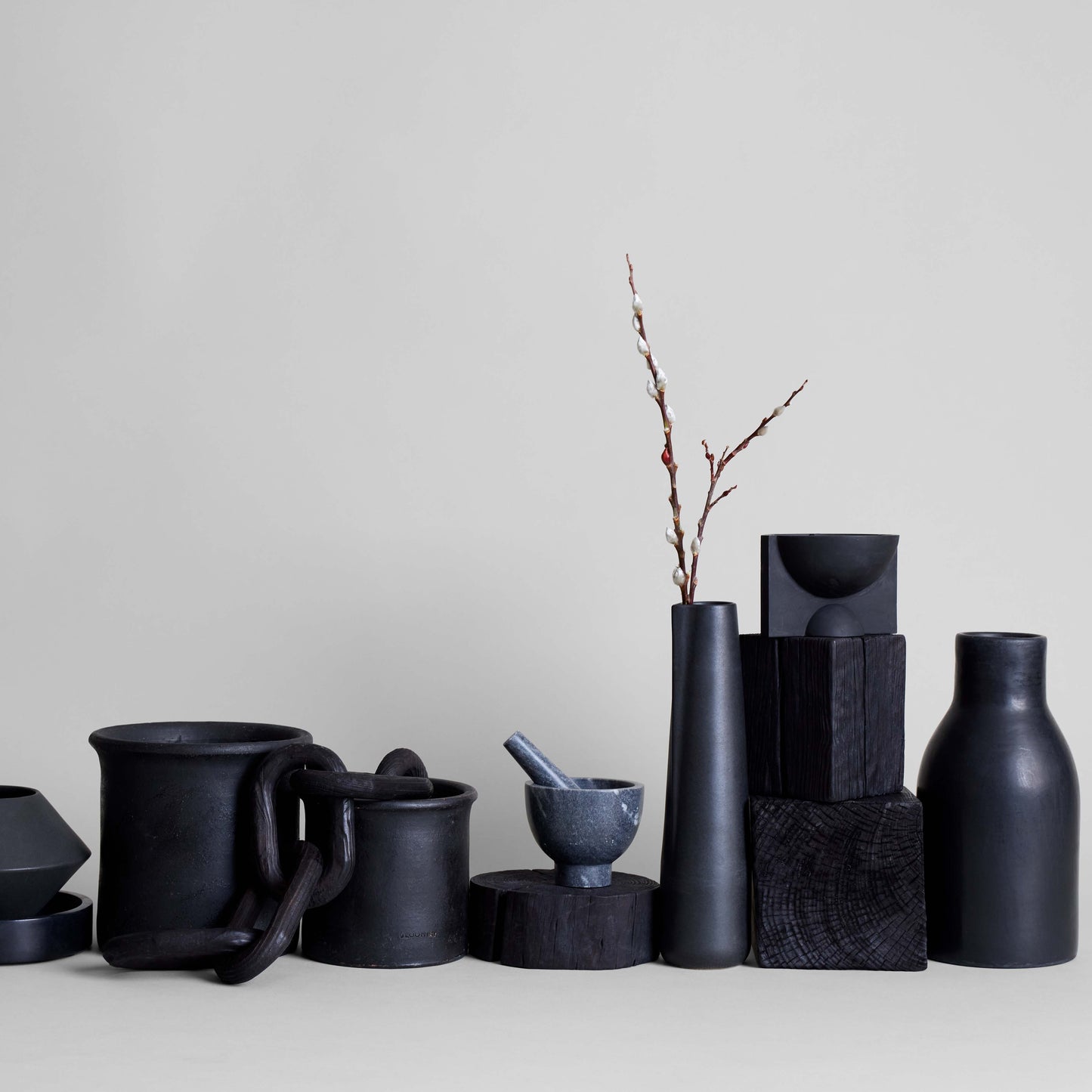 Novah Pitcher | Tall Black