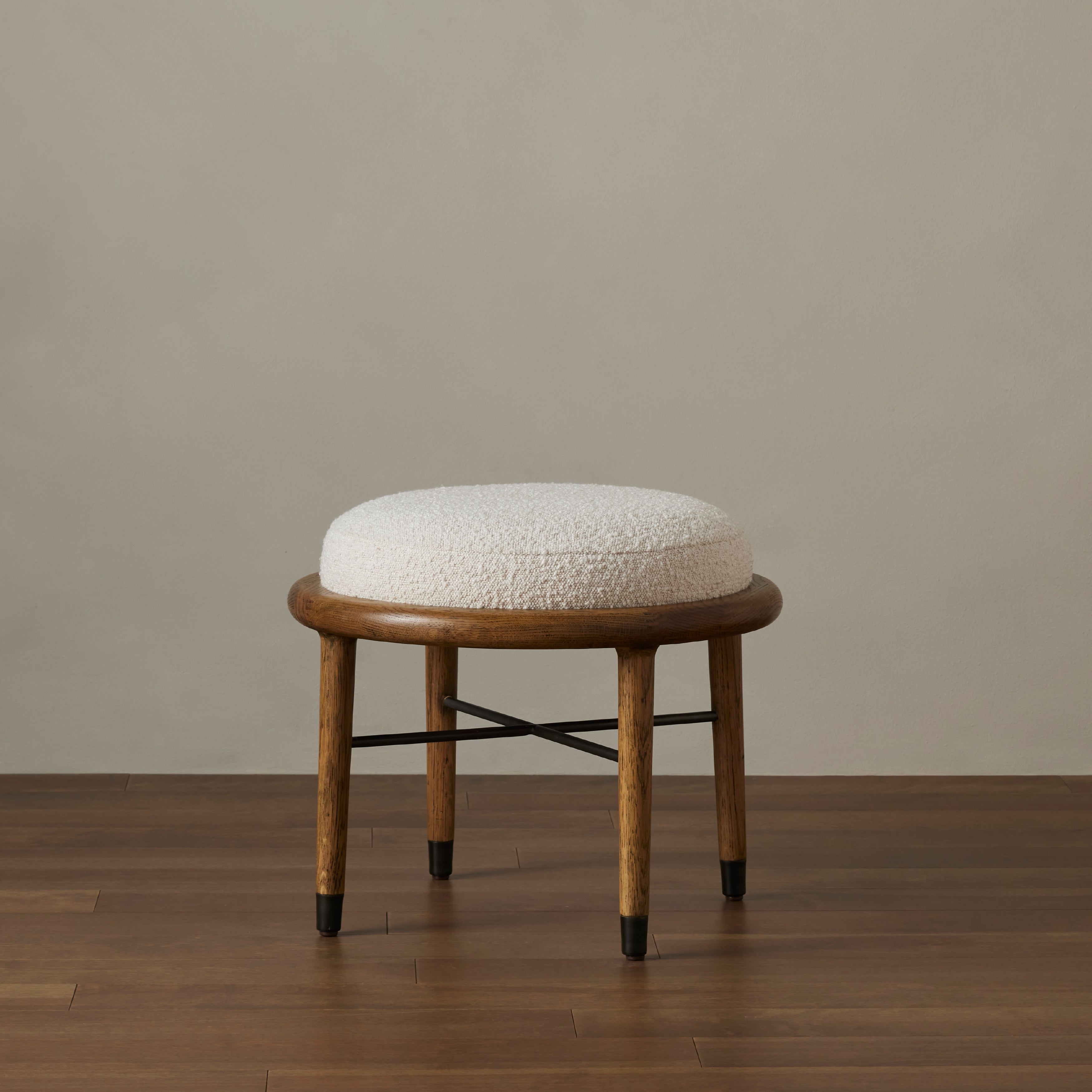 Petra Ottoman | Knoll Natural Floor Sample