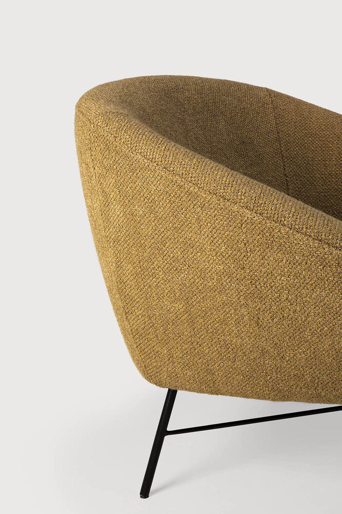 Barrow lounge chair by Jacques Deneef | Ginger