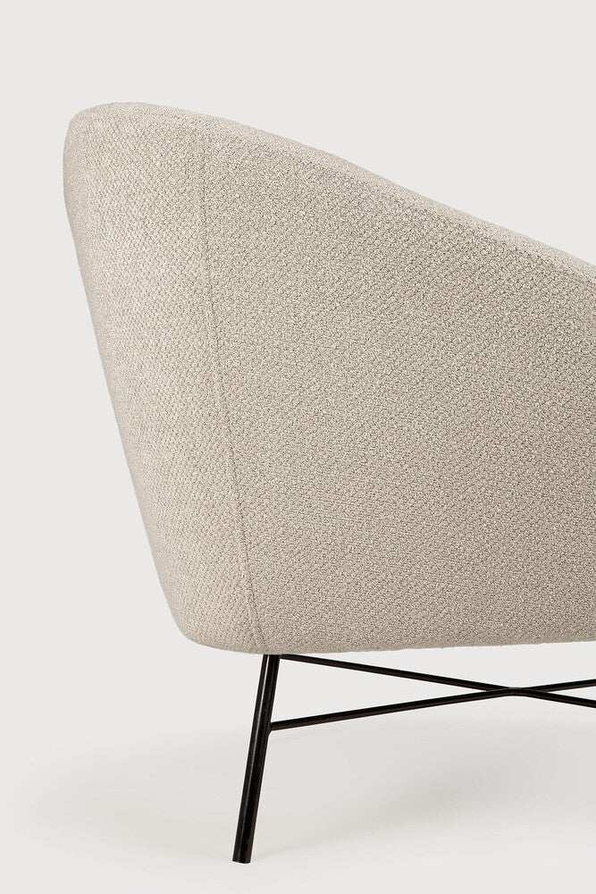 Barrow lounge chair by Jacques Deneef | Off-White