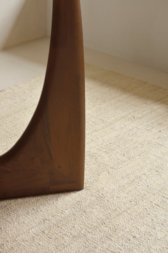 Nomad kilim rug by ASHTARI x ETHNICRAFT DESIGN STUDIO | Sand