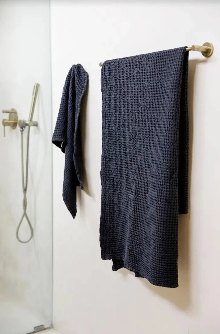 Waffle Bath Towel | Dark Grey